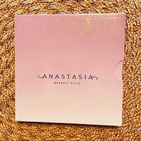 Anastasia Beverly Hills | Sugar Glow Kit - Picture 5 of 8